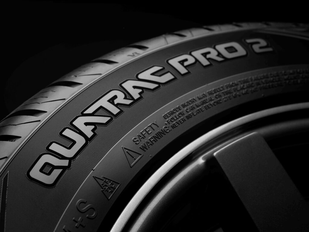 Vredestein Quatrac Pro 2, fot. Apollo Tyres Ltd 